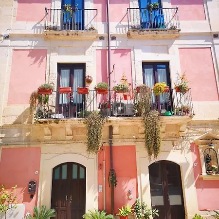 Family By Dimore In Sicily
